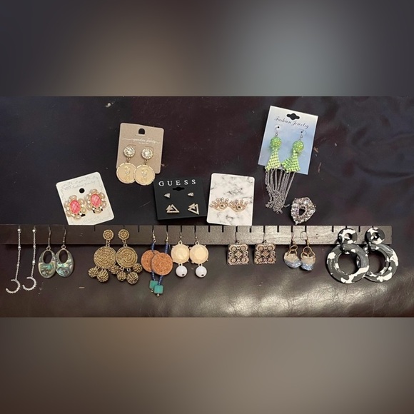 Jewelry - Fashion Earrings bundle (13 pierced pairs)